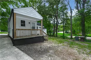 935 Highland Ave, Greensboro, NC 27403 - Photo 23