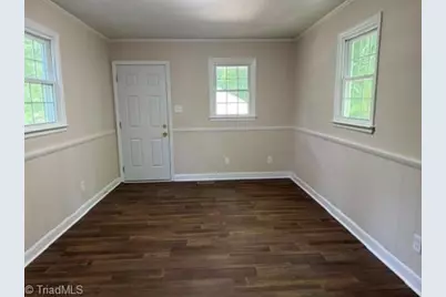935 Highland Avenue, Greensboro, NC 27403 - Photo 5