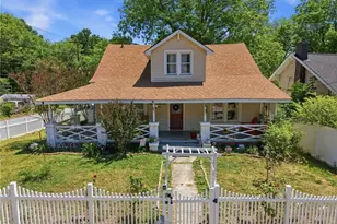 901 Montgomery St, Reidsville, NC 27320 - Photo 1