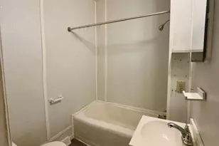 217 Carroll St, Eden, NC 27288 - Photo 15