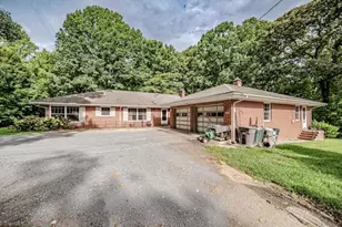 284 Back Creek Rd, Asheboro, NC 27205 - Photo 5