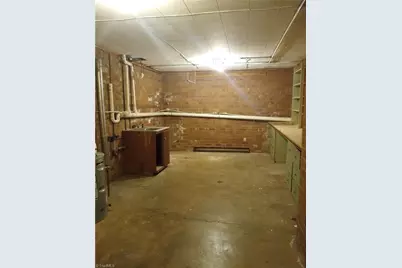 606 Willowmoore Avenue, Thomasville, NC 27360 - Photo 25