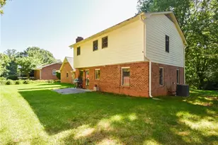 792 Reaford Rd, Winston-Salem, NC 27104 - Photo 9