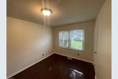 1012 Watkins Street, Greensboro, NC 27407 - Photo 7