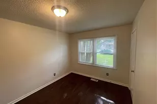 1012 Watkins St, Greensboro, NC 27407 - Photo 7