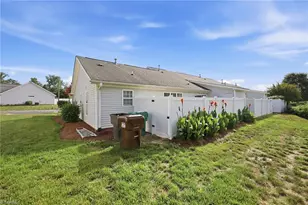 1329 Bayswater Dr, High Point, NC 27265 - Photo 29
