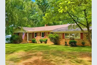 10 Woodcrest Drive, Lexington, NC 27295 - Photo 1