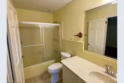 10 Woodcrest Drive, Lexington, NC 27295 - Photo 17