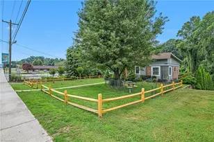 211 N Bridge St, Jonesville, NC 28642 - Photo 15