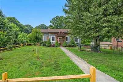 211 N Bridge Street, Jonesville, NC 28642 - Photo 13