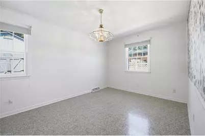2204 Four Seasons Boulevard, Greensboro, NC 27407 - Photo 11