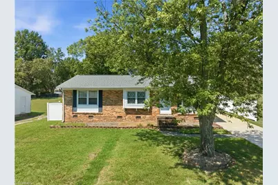 2204 Four Seasons Boulevard, Greensboro, NC 27407 - Photo 37