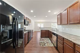 6210 Queens Gate Ct, Clemmons, NC 27012 - Photo 11