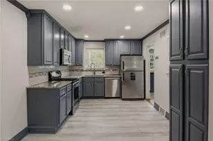 2755 Cherokee Ln, Winston-Salem, NC 27103 - Photo 11