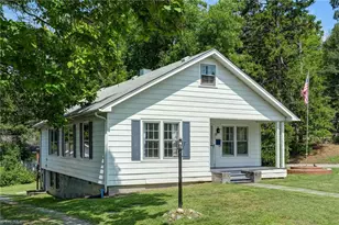 395 N Park St, Asheboro, NC 27203 - Photo 1