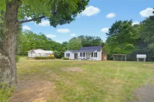 2682 Anglin Mill Rd, Stoneville, NC 27048 - Photo 3