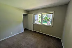 1755 Camden Rd, Winston-Salem, NC 27103 - Photo 9