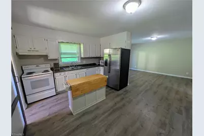 1755 Camden Road, Winston-Salem, NC 27103 - Photo 5
