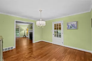 809 Hillcrest Dr, High Point, NC 27262 - Photo 13