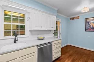 809 Hillcrest Dr, High Point, NC 27262 - Photo 19