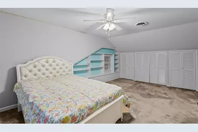 809 Hillcrest Drive, High Point, NC 27262 - Photo 33