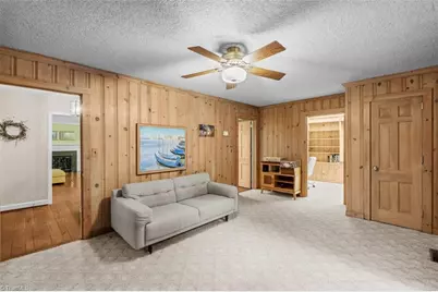 809 Hillcrest Drive, High Point, NC 27262 - Photo 21