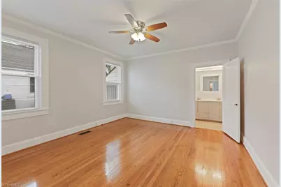 1015 S Hawthorne Road, Winston-Salem, NC 27103 - Photo 21