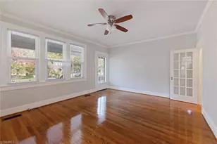 1015 S Hawthorne Rd, Winston-Salem, NC 27103 - Photo 9