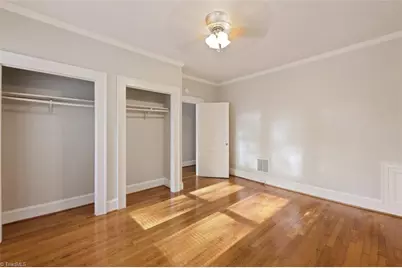 1015 S Hawthorne Road, Winston-Salem, NC 27103 - Photo 15