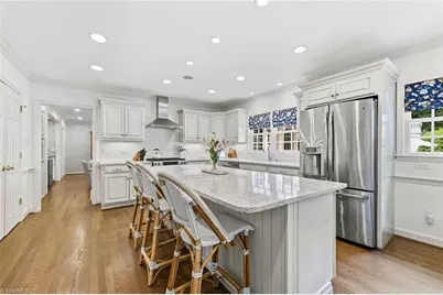 2208 Granville Road, Greensboro, NC 27408 - Photo 13