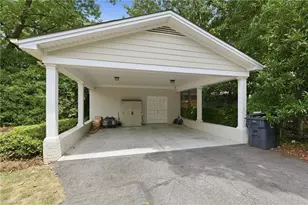 2208 Granville Rd, Greensboro, NC 27408 - Photo 5