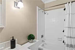 371 Hanover Arms Ct, Winston-Salem, NC 27104 - Photo 17
