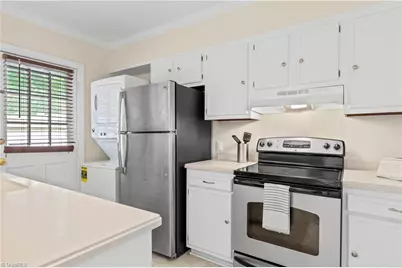 371 Hanover Arms Court, Winston-Salem, NC 27104 - Photo 11