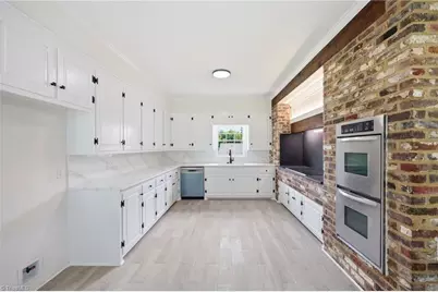 1041 Stowe Street, Burlington, NC 27215 - Photo 11