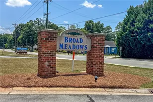 160 Broad Meadow Ct, Rural Hall, NC 27045 - Photo 3