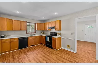 732 Jefferson Street, Eden, NC 27288 - Photo 11