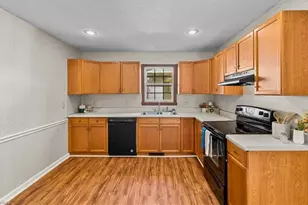 732 Jefferson St, Eden, NC 27288 - Photo 9