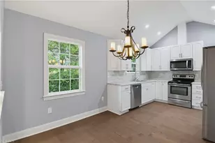 1103 Thurmond St, Winston-Salem, NC 27105 - Photo 7