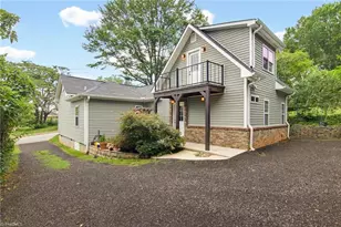 1103 Thurmond St, Winston-Salem, NC 27105 - Photo 25
