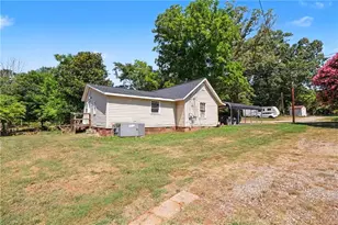 1678 Stone St Ext, Mebane, NC 27302 - Photo 15