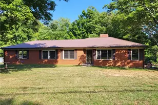 2678 Allred Rd, Lexington, NC 27292 - Photo 3
