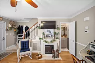 736 Salem St, Thomasville, NC 27360 - Photo 5