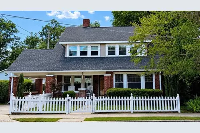 87 Hillcrest Drive, High Point, NC 27262 - Photo 1