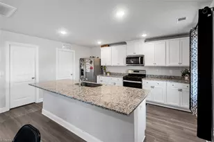 212 Antietam Pl, Mebane, NC 27302 - Photo 3