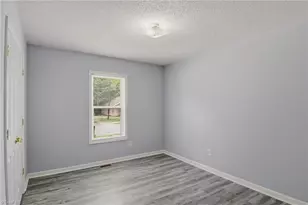1111 Caldwell St, Greensboro, NC 27406 - Photo 17