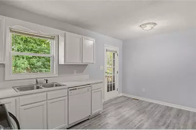 1111 Caldwell Street, Greensboro, NC 27406 - Photo 7