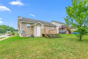 4025 Gloria Ridge, Winston-Salem, NC 27107 - Photo 27