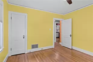 2117 N Peace Haven Rd, Winston-Salem, NC 27106 - Photo 23