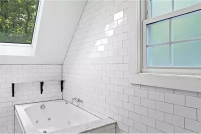 2117 N Peace Haven Road, Winston-Salem, NC 27106 - Photo 31