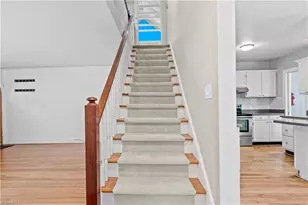 2117 N Peace Haven Rd, Winston-Salem, NC 27106 - Photo 5
